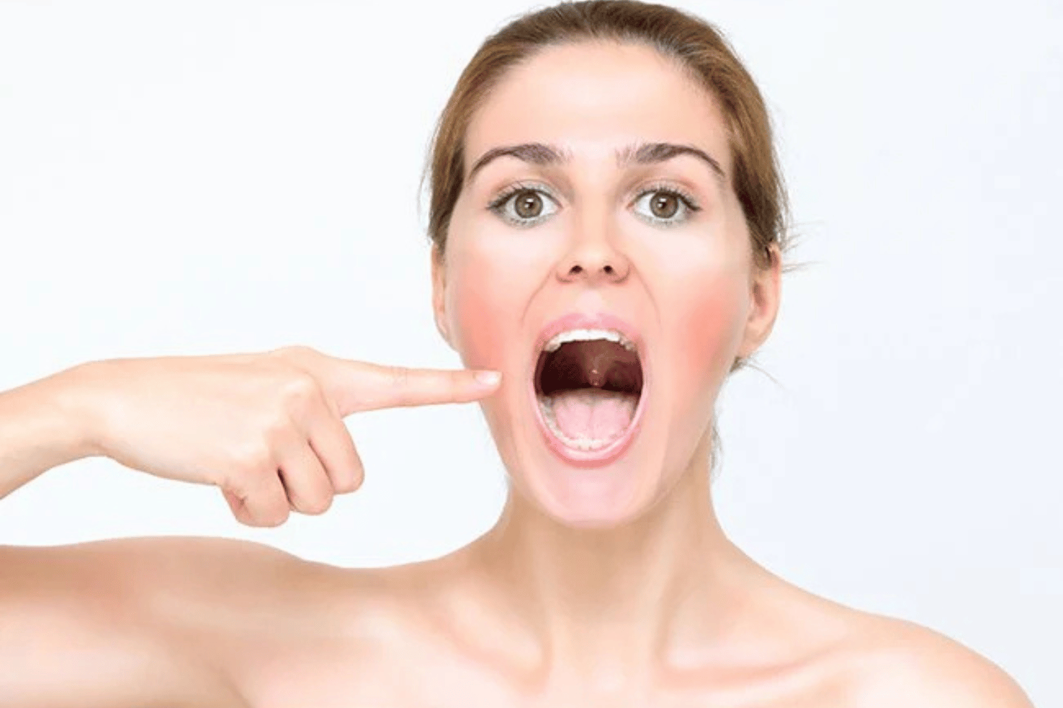 14 Effective Home Remedies to Get Rid of White Tongue + Prevention Tips
