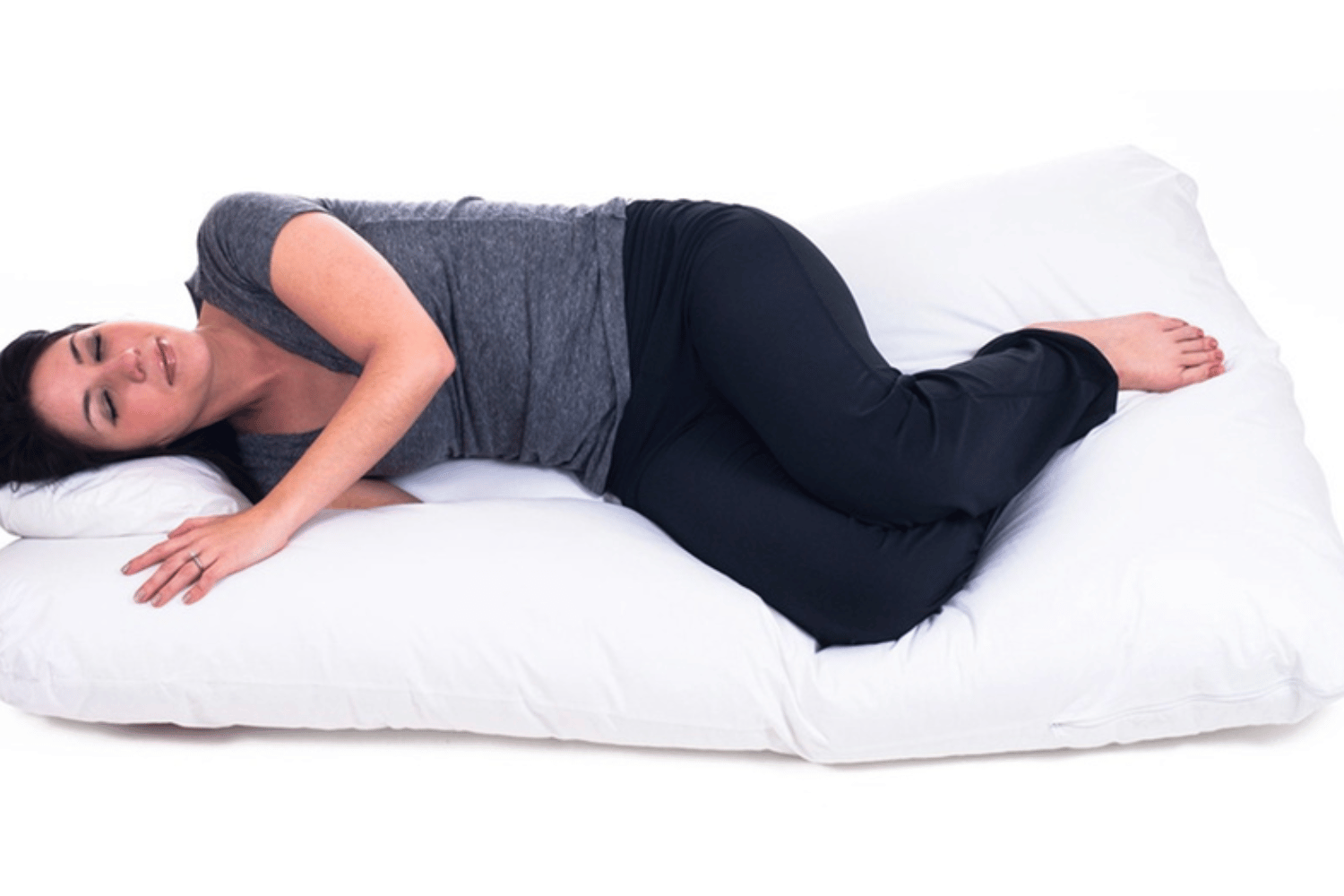 Sleeping Positions That Make Sciatica Worse – Try This Instead